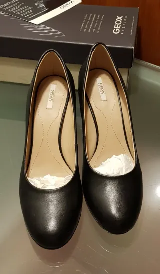Salones Geox Negros Talla 38