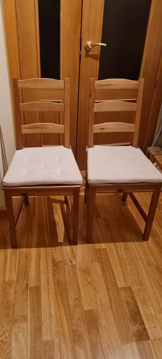 Juego 4 Sillas Madera Ikea, sencillas en buen esta