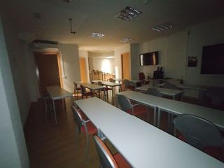 Local comercial en venta en Este en Castellón de la Plana