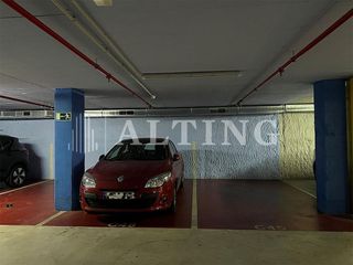 Garaje en venta en Les Corts en Barcelona