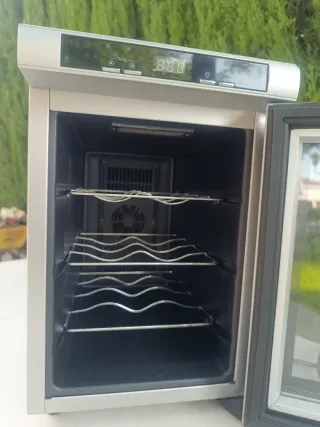 Vinoteca / Frigorífico para vinos