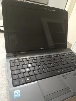 Acer Aspire 5738Z Portátil