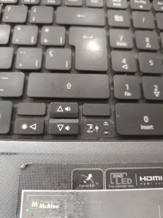 Acer Aspire 5738Z Portátil