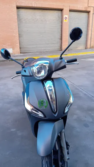 Piaggio Liberty S Scooter
