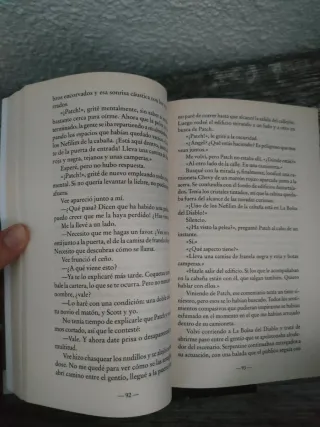 Colección completa Hush Hush – Becca Fitzpatrick