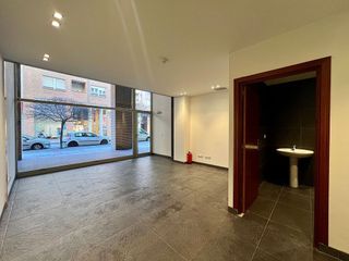 Local comercial en venta en Ansoáin