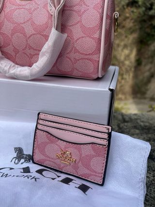 Bolso Coach Rosa con Cartera y Correa
