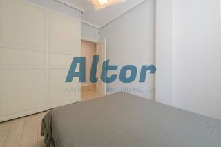 Piso en venta en Nueva España en Madrid