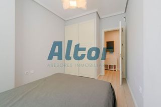 Piso en venta en Nueva España en Madrid