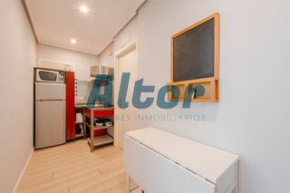 Piso en venta en Nueva España en Madrid