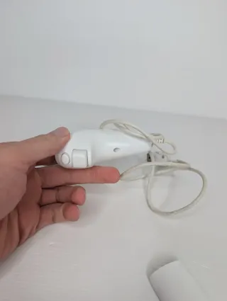 Nintendo Wii Remote + Nunchuk + Motion Plus