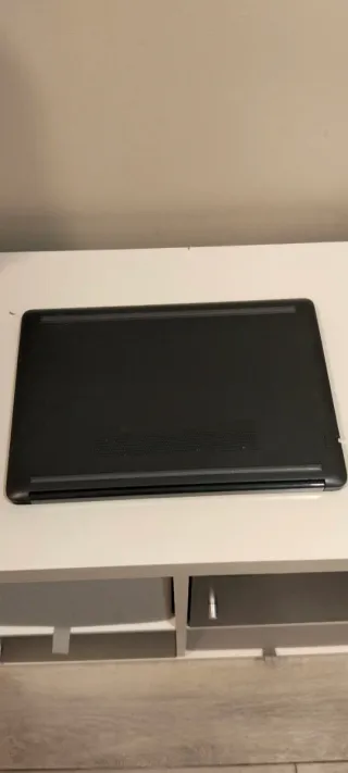 HP 14 Radeon Portátil Negro