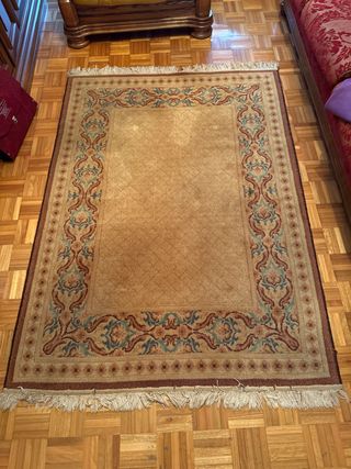 Alfombra Beige y Marrón