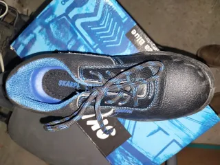 Botas de seguridad SKARPA HALCON S3 SRC. Metal fre