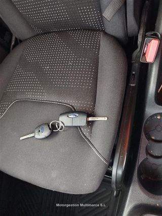 FORD TRANSIT COURIER Van 1.5 TDCi 71kW Trend