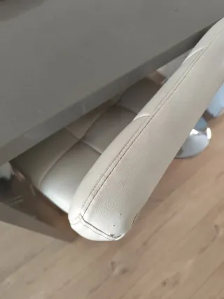 4 Taburetes Altos Cuero Sintético