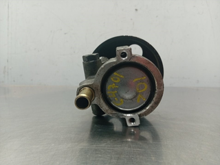 BOMBA DIRECCION VOLVO S40 BERLINA D4192T3 8200071