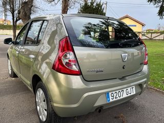 Dacia Sandero 2009