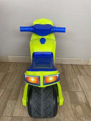 Moto de juguete Juguettos