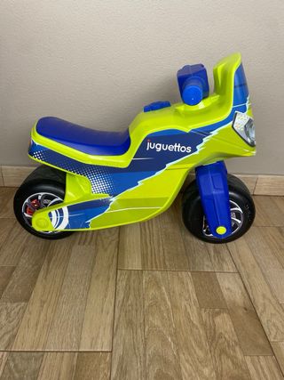 Moto de juguete Juguettos