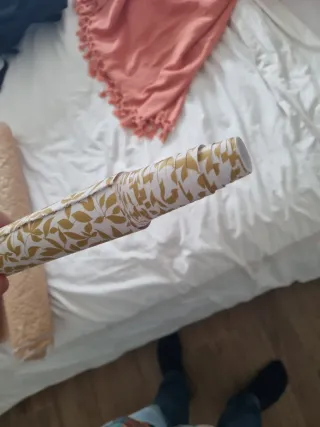 Papel pintado hojas doradas