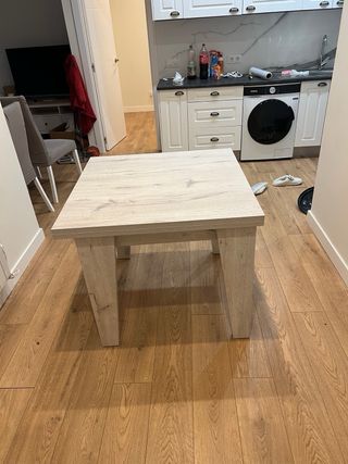 Conjunto 4 Sillas y mesa Comedor