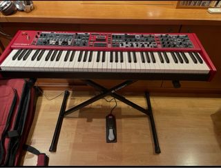 Nord Stage 4 Teclado