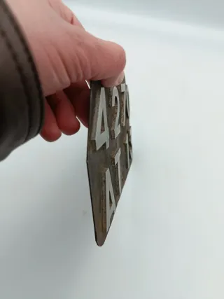 ANTIGUA MATRÍCULA METÁLICA