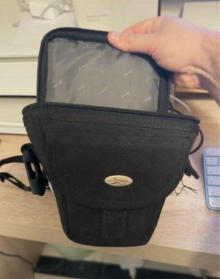 Cámara Olympus + Objetivo Zoom + Cargador + Funda