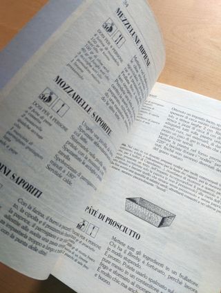 Set 2 libri di cucina con tante ricette di cucina