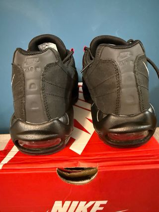Nike Air Max 95 Negro/Rojo