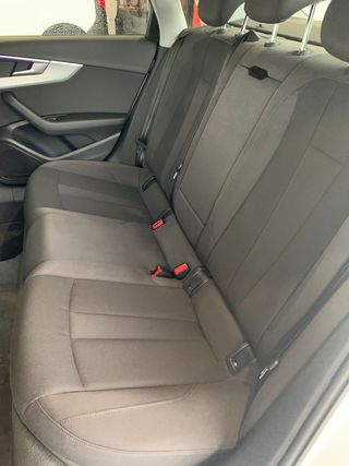 Audi A4 Avant 2.0 TDI 150CV Black line edition