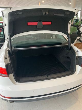 Audi A4 Avant 2.0 TDI 150CV Black line edition