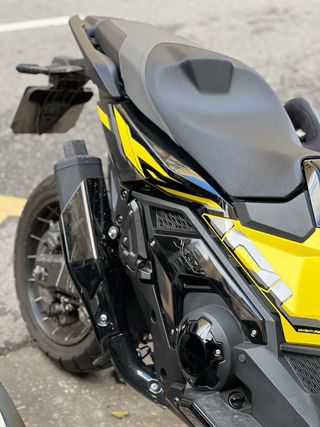 Honda XADV 750 Amarilla 9.000 km toda la revisione