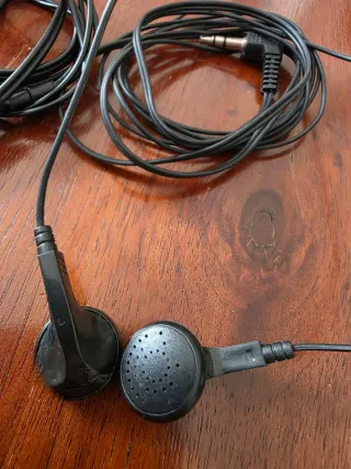 Tris Auricolari Samsung e altro Neri