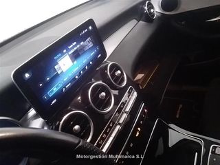 MERCEDES GLC-CLASS GLC 300 de 4MATIC