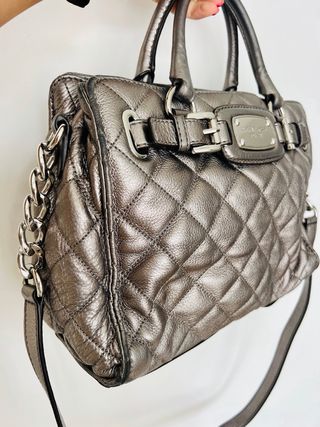 Bolso Michael Kors Piel Metalizada Gris