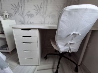 Mesa estudio y silla giratoria