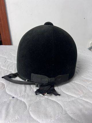Casco de equitación negro