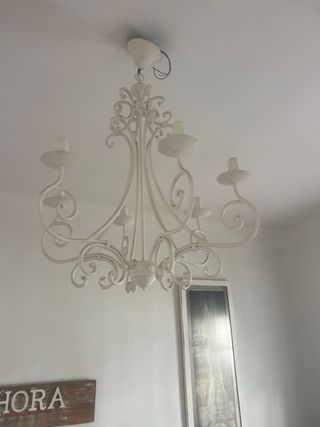 Lámpara araña metal blanca