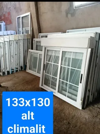 Ventana aluminio 133x130 Climalit.  621292438