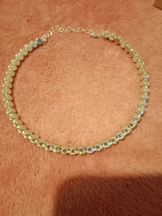 PRECIO NEGOCIABLE  Collar plateado con cuentas