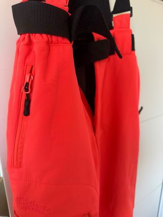 Mono de esquí mujer coral