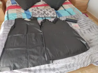 Conjunto de 2 vestidos negros