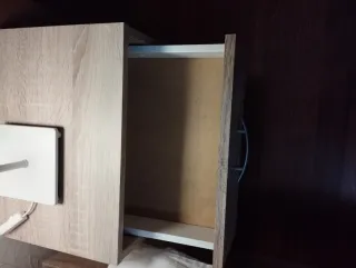 Mesitas de noche de madera color roble cambrian