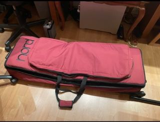 Funda Nord Stage 4 73 teclas