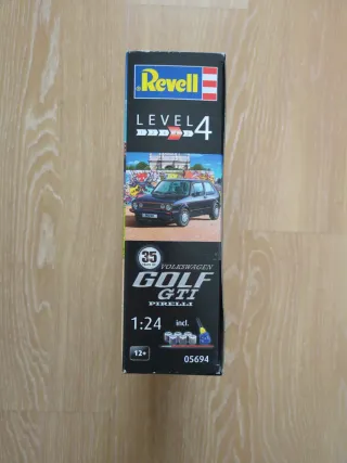 Maqueta Revell Golf GTI PIRELLI 1:24
