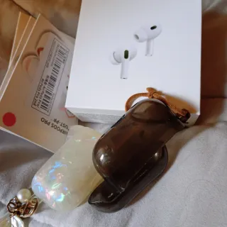 Fundas AirPods Pro 2da Gen (Marrón y Blanco)