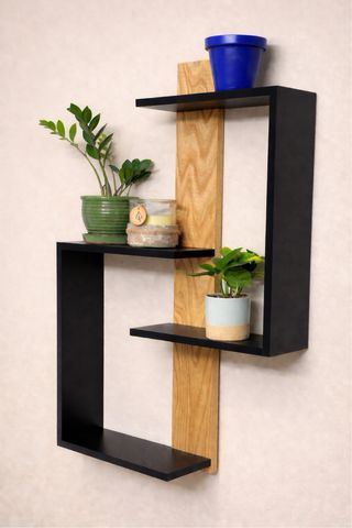 Estantería de pino hecha a mano