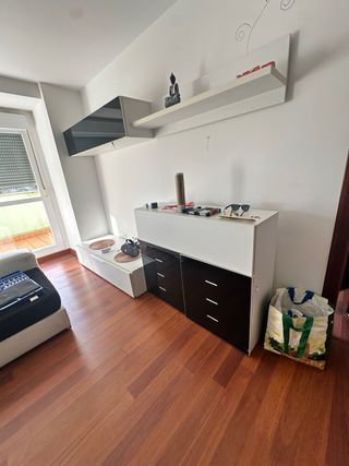 Mueble de salón completo madera y tonos lacados